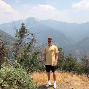 Meet your Posher, Alex